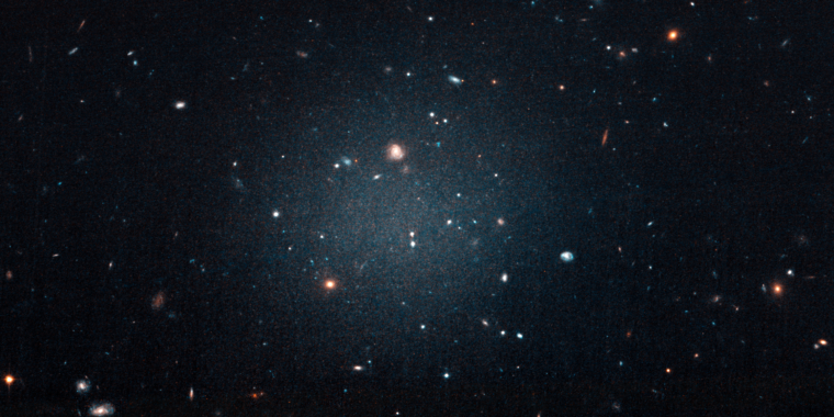 Z odpoczynkiem naukowcy znaleźli wyjaśnienie galaktyk ubogich w ciemną materię