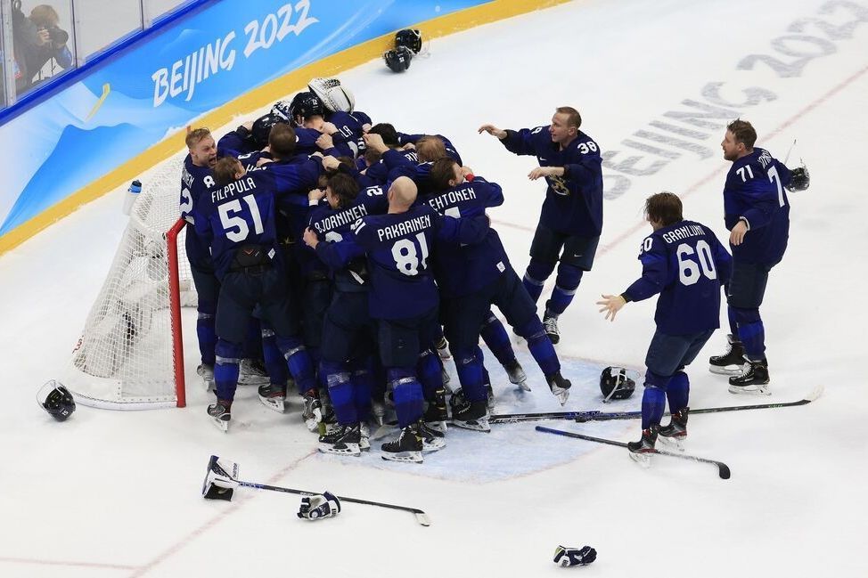 Finlandia pokonuje Republikę Chińską, aby zdobyć swój pierwszy złoty medal w hokeju na lodzie mężczyzn