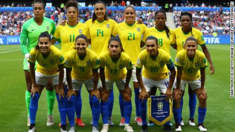 Brazylia ogłasza równą płacę dla krajowych piłkarzy mężczyzn i kobiet 