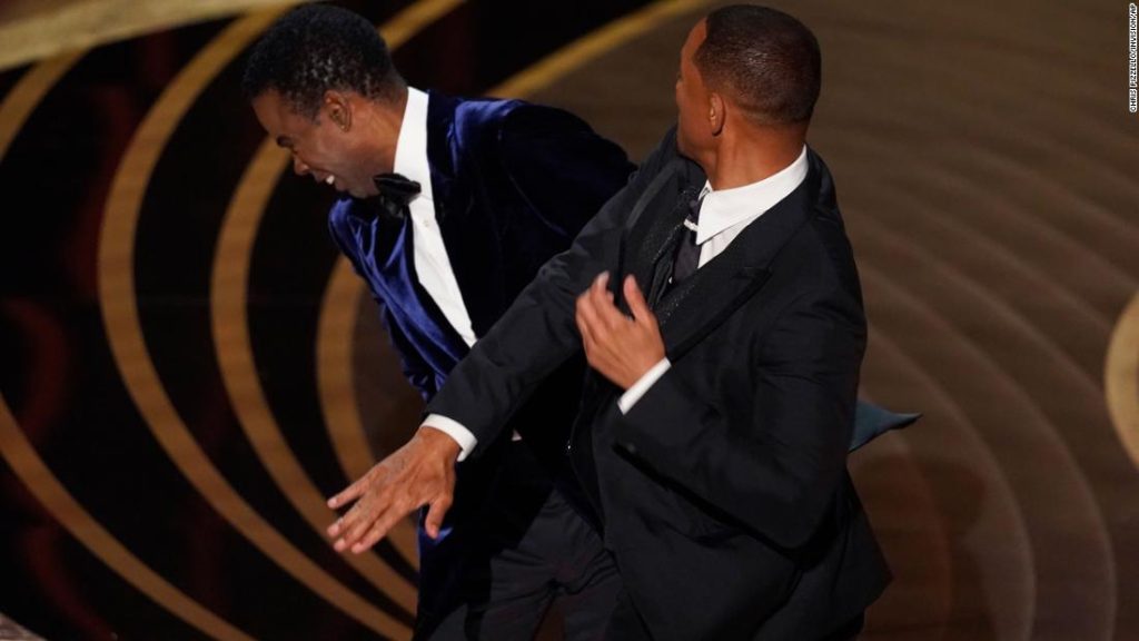 Will Smith uderzył Chrisa Rocka w transmisji Oskarowej