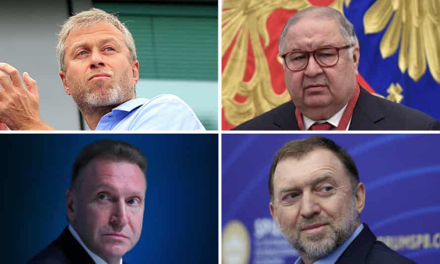 Zgodnie z ruchem wskazówek zegara, od lewej: biznesmeni Roman Abramowicz, Aliszer Usmanow, Oleg Deripaska i Igor Szuwałow – wszyscy pojawiają się w rosyjskim Monitorze aktywów.