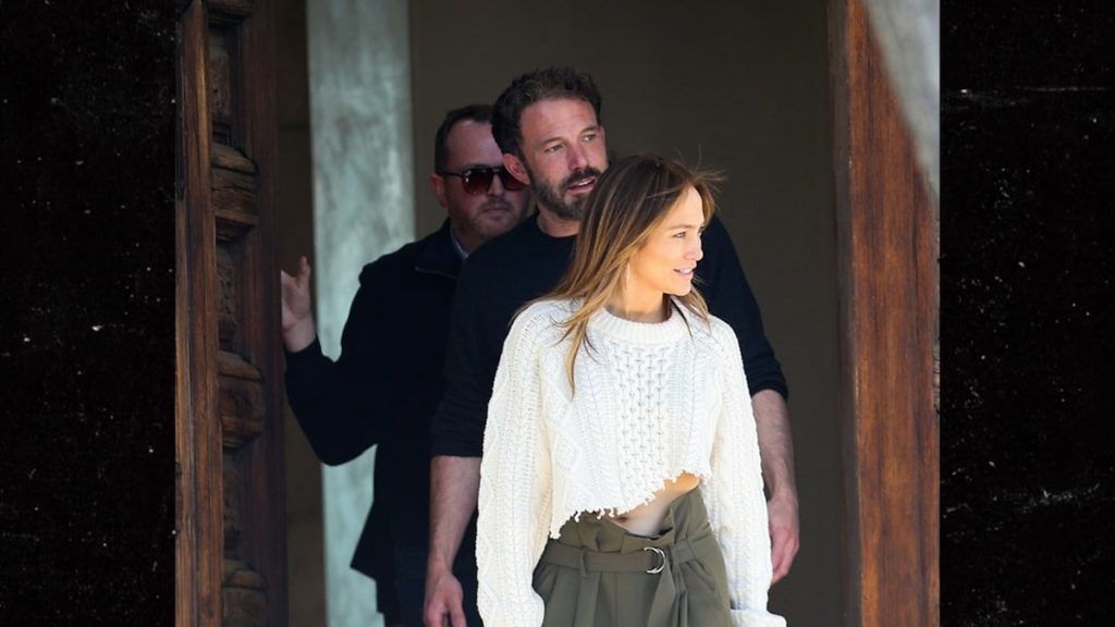 J Lo i Ben Affleck wracają do domu, szukając ogromnej nieruchomości