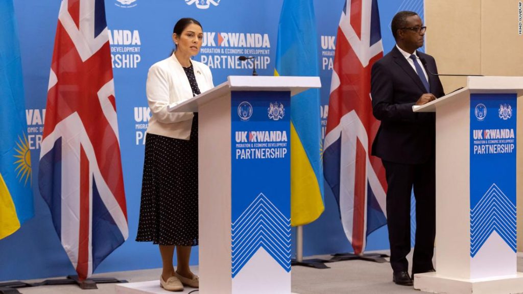 Umowa migracyjna między Wielką Brytanią a Ruandą: Wielka Brytania ogłasza kontrowersyjny plan wysłania osób ubiegających się o azyl do Rwandy