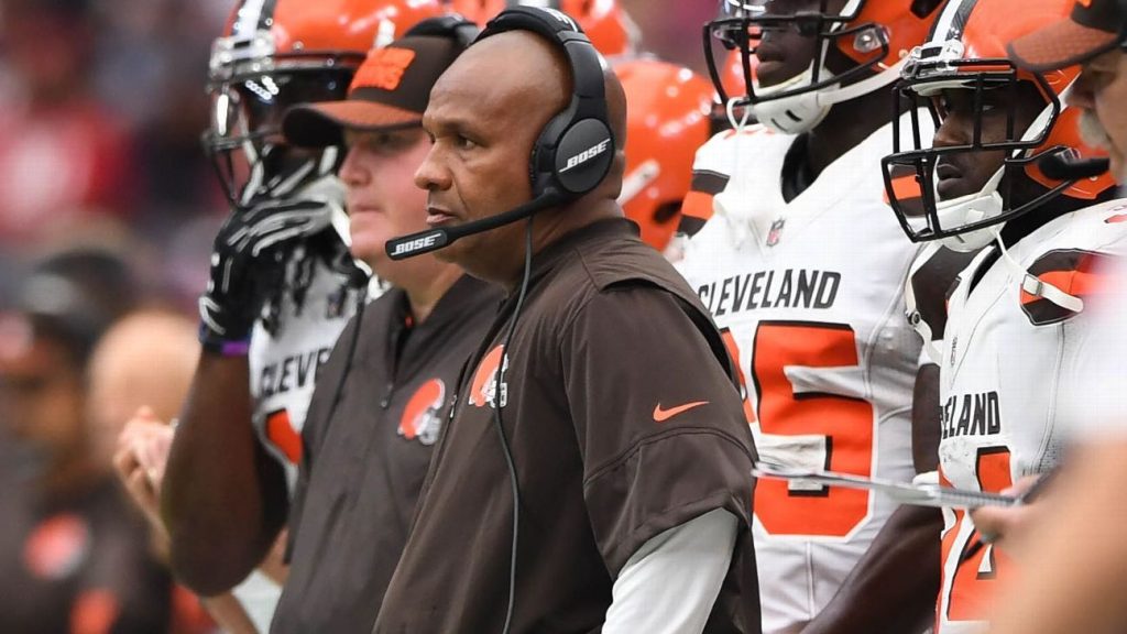Cleveland Browns powiedzieli, że „przyjęli” śledztwo NFL w sprawie zarzutów byłego trenera Hugh Jacksona