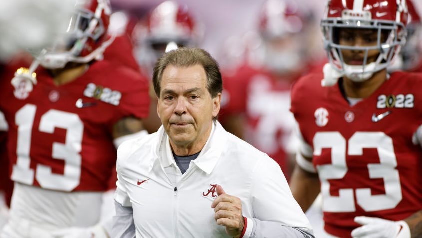 Nick Saban przyznaje, że mylił się, identyfikując Texas A&M i stan Jackson