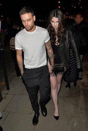 Liam Payne i Maya Henry zostali zauważeni, jak opuszczają Shaftesbury Theatre po nocy prasowej "i Julia" W Londynie 21 listopada 2019 r. Źródło: Matrix / MediaPunch *** TYLKO USA *** / IPX