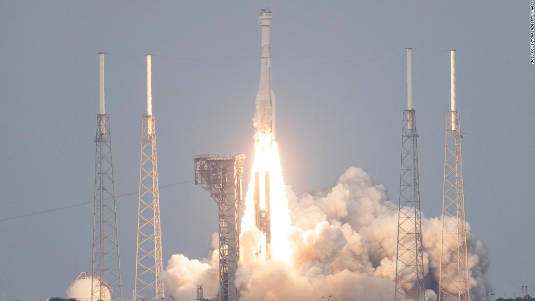 Boeing uruchamia kapsułę Starliner dla astronauty podczas bezzałogowej misji testowej