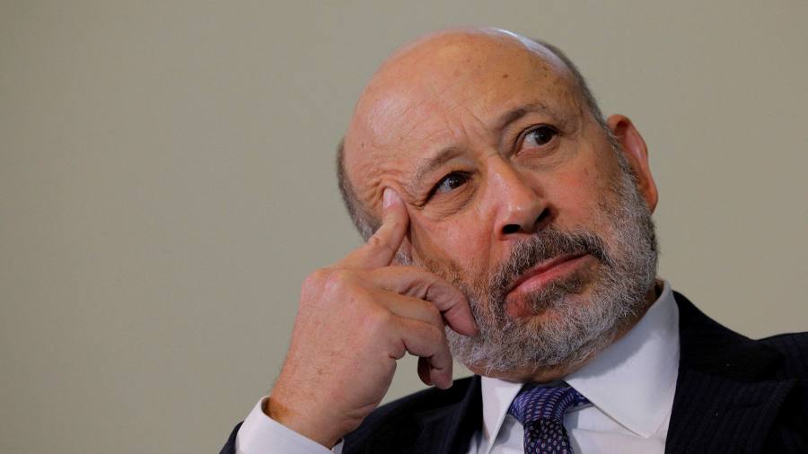 Lloyd Blankfein z Goldman Sachs ostrzega przed „bardzo wysokim ryzykiem” recesji