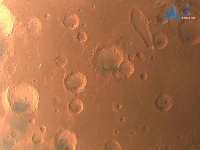 Chiński statek kosmiczny robi zdjęcia całej planety Mars