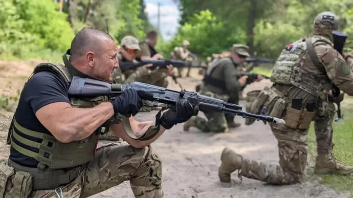 Sztab Generalny Sił Zbrojnych Ukrainy twierdzi, że po walkach dwie trzecie rosyjskiej 15 brygady zmechanizowanej stało się niezdatne do użytku