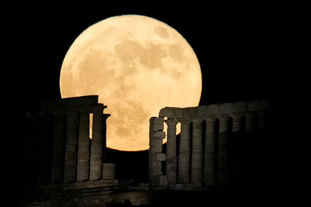 Olbrzymia pełnia księżyca w lipcu będzie największym i najjaśniejszym księżycem w 2022 r