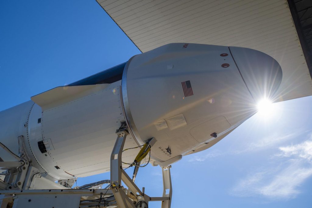 SpaceX rozpoczyna misję ładunkową na stacji kosmicznej - lot kosmiczny teraz