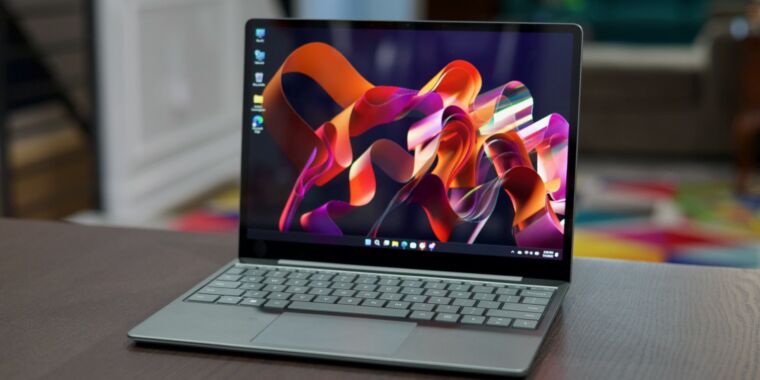 Recenzja: Surface Laptop Go 2 firmy Microsoft ma wiele problemów, ale i tak mi się podoba