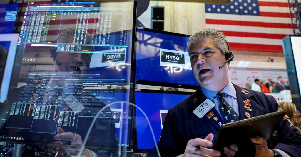 Wall Street zamyka się wyżej po dobrych zarobkach Tesli