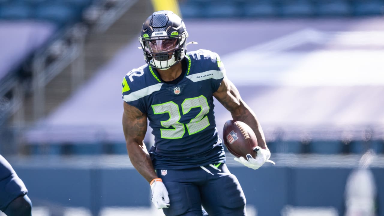 Seahawks wypuszcza RB Chrisa Carsona z nieudanym fizycznym spotkaniem