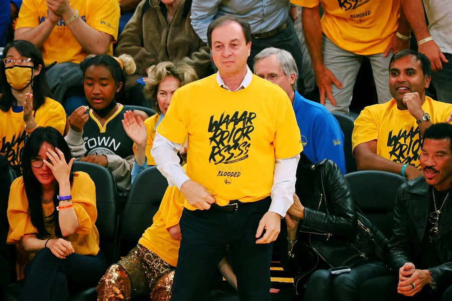 Właściciel NBA Fines Warriors Joe Lacob 500 000 $