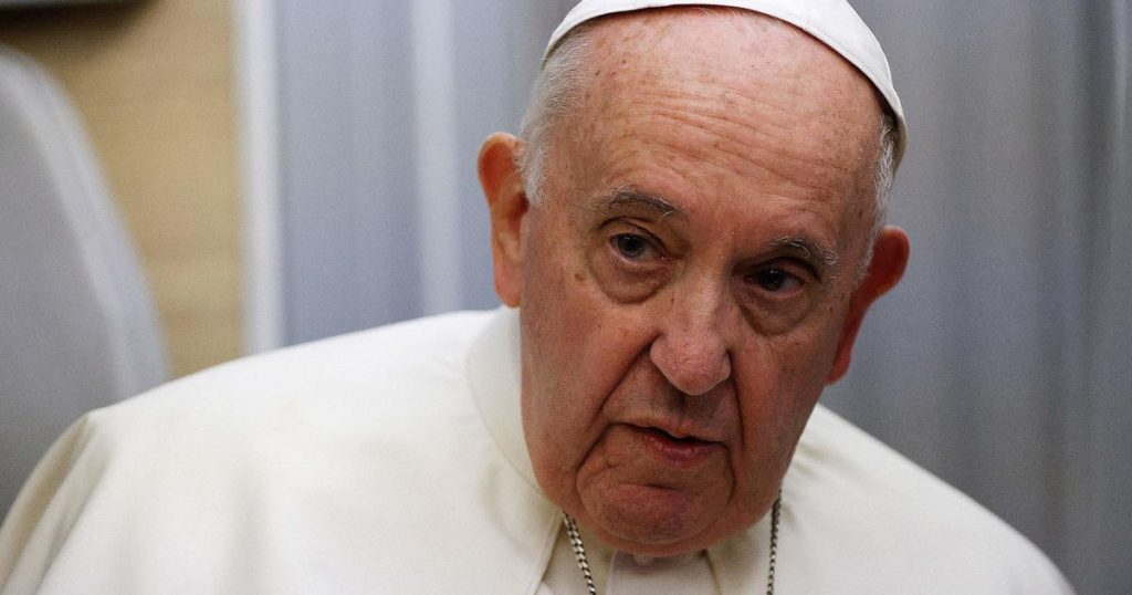 Zmęczony papież Franciszek mówi, że musi wycofać się z podróży, a może przejść na emeryturę