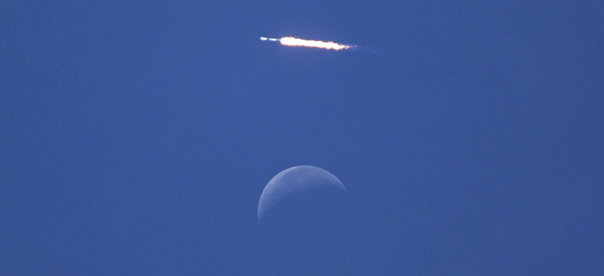 SpaceX ma wystrzelić księżyc po raz pierwszy [webcast]