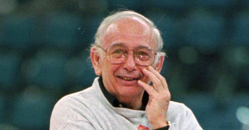 Pete Carell, trener koszykówki Princeton, zmarł w wieku 92 lat