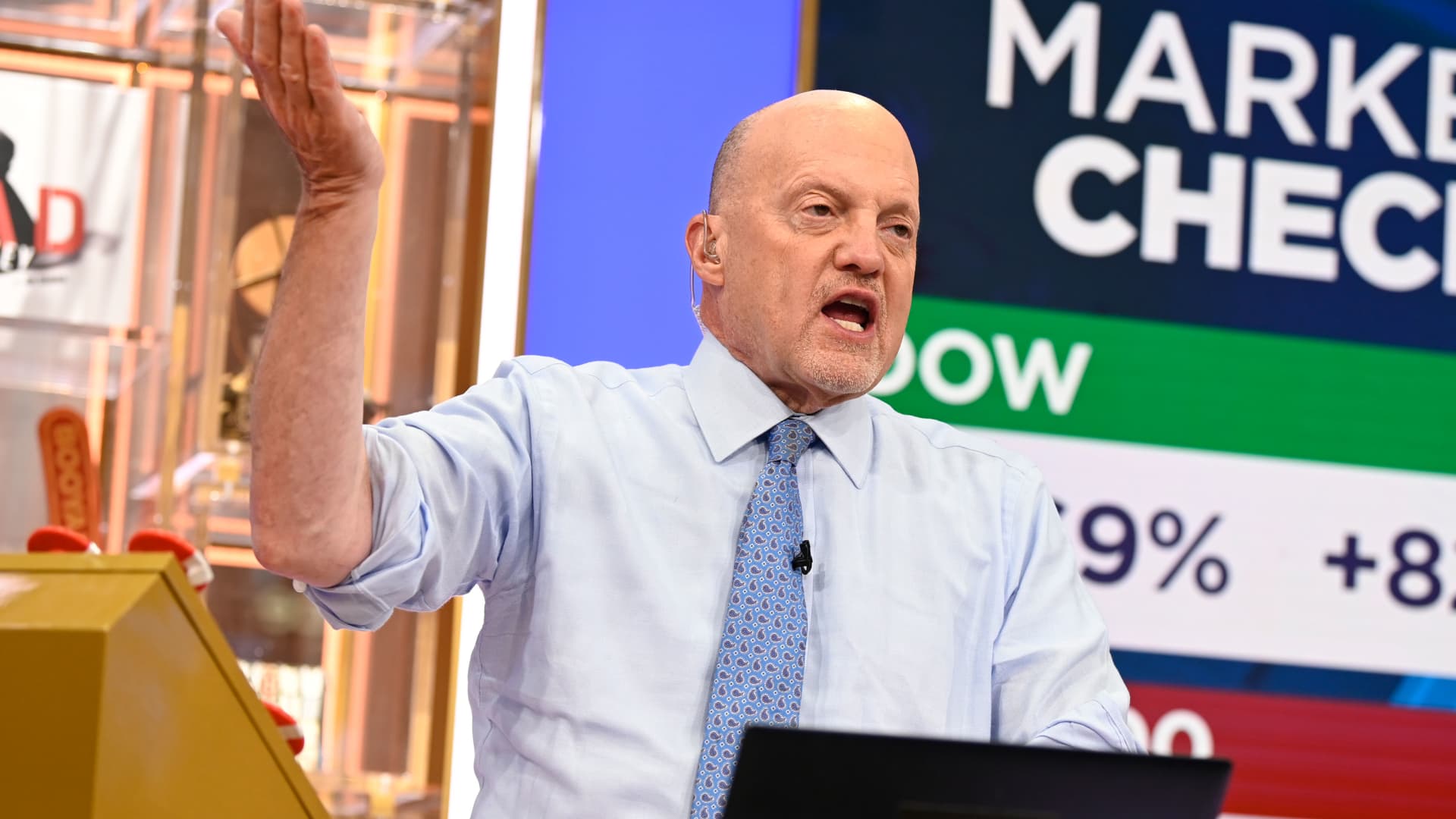 Jim Kramer mówi, że należy unikać akcji „domu bólu” Nasdaq 100