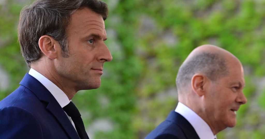 Macron ignoruje Schulze w Paryżu - Politico