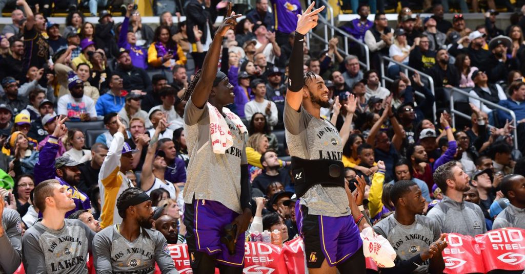 Lakers vs Kings Końcowy wynik: 120-114 Lakers upadają na czwartej pozycji