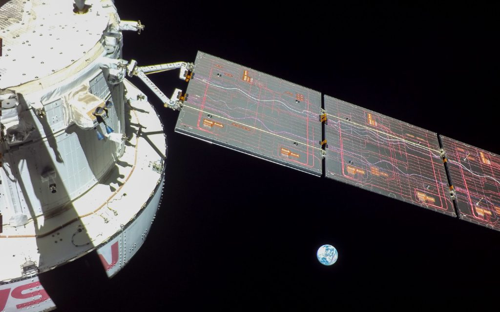 Należący do NASA statek kosmiczny Orion pobił rekord lotu Apollo 13